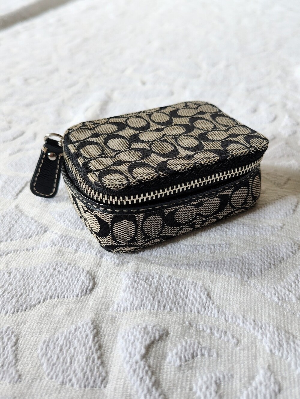 Coach Signature Triple Pill Case Grey Black